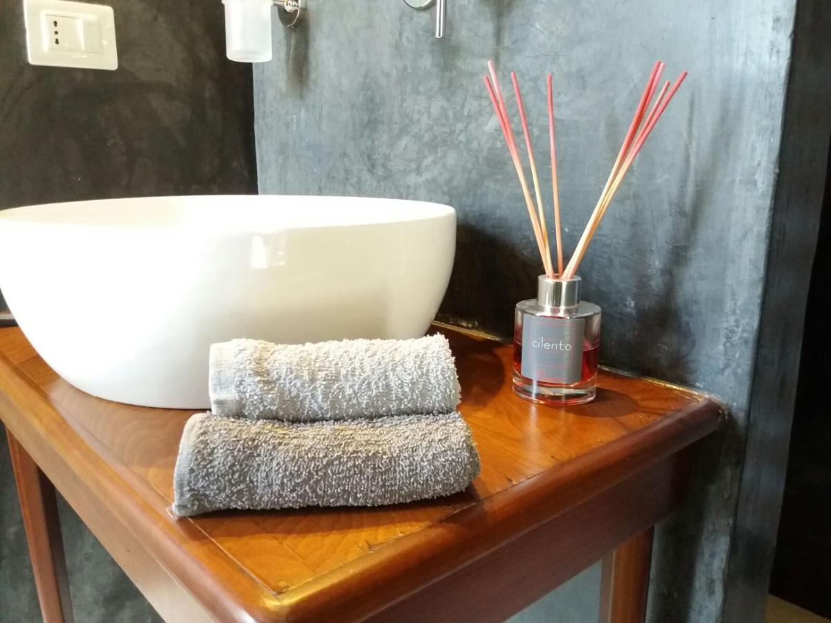 I Baronetti In Centro Bed & Breakfast Agropoli Exterior photo